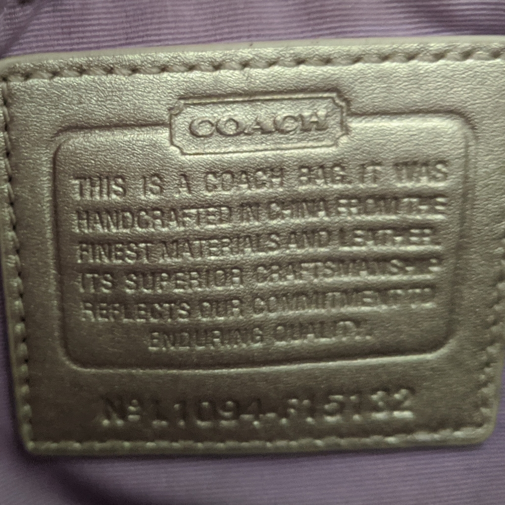 Two Coach Bags - Picture 10 of 10